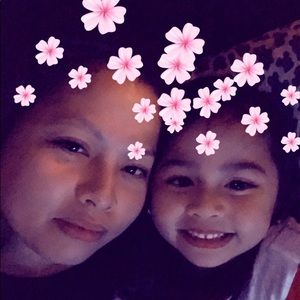 Meet your Posher, Lalaine